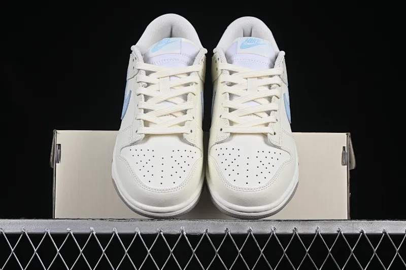 All categories Nk SB Dunk Series Nk SB Dunk Low High-end customized low-top sneakers Nike SB Dunk Low Cupid Heart Anniversary high-end customized low-top casual sneakers YW0212-012